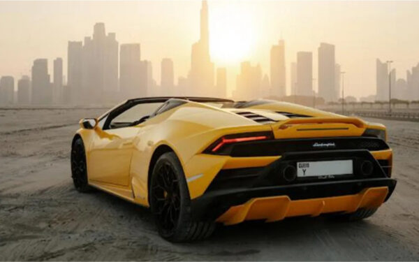 Lamborghini Evo Spyder – Yellow - Image 4