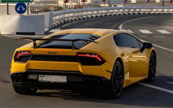 Lamborghini Huracan Coupe - Image 2