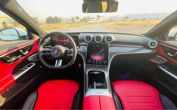 Mercedes C200 - Image 4