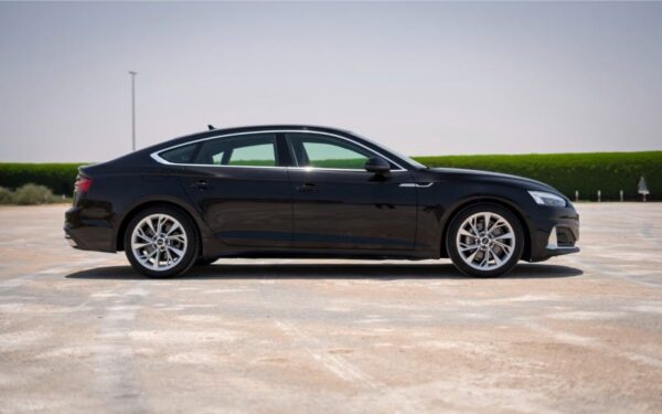AUDI A5 - Image 2
