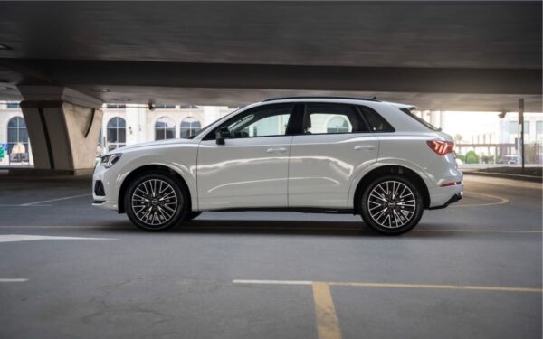 AUDI Q3 - Image 2