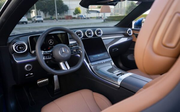 MERCEDES CLE200 - Image 5